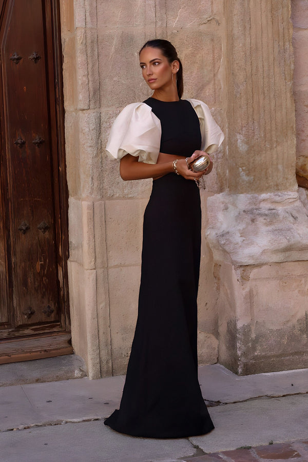 black and white dress with pearls Pearl Sleeves High Waist Hem Shaped Halston Heritage Fall 2016 3for275 Color:Bluebell