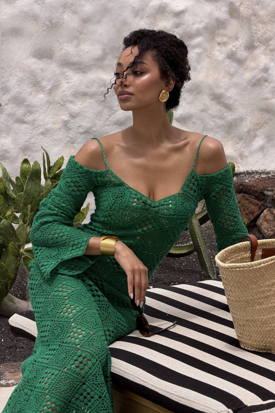 ROBE VERTE EN CROCHET À MANCHES LONGUES
