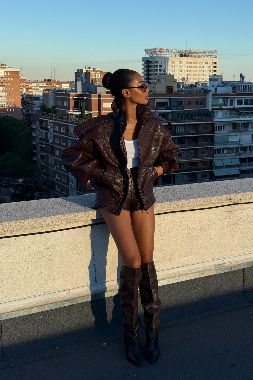 SHORT MARRON FONCÉ BROSSÉ
