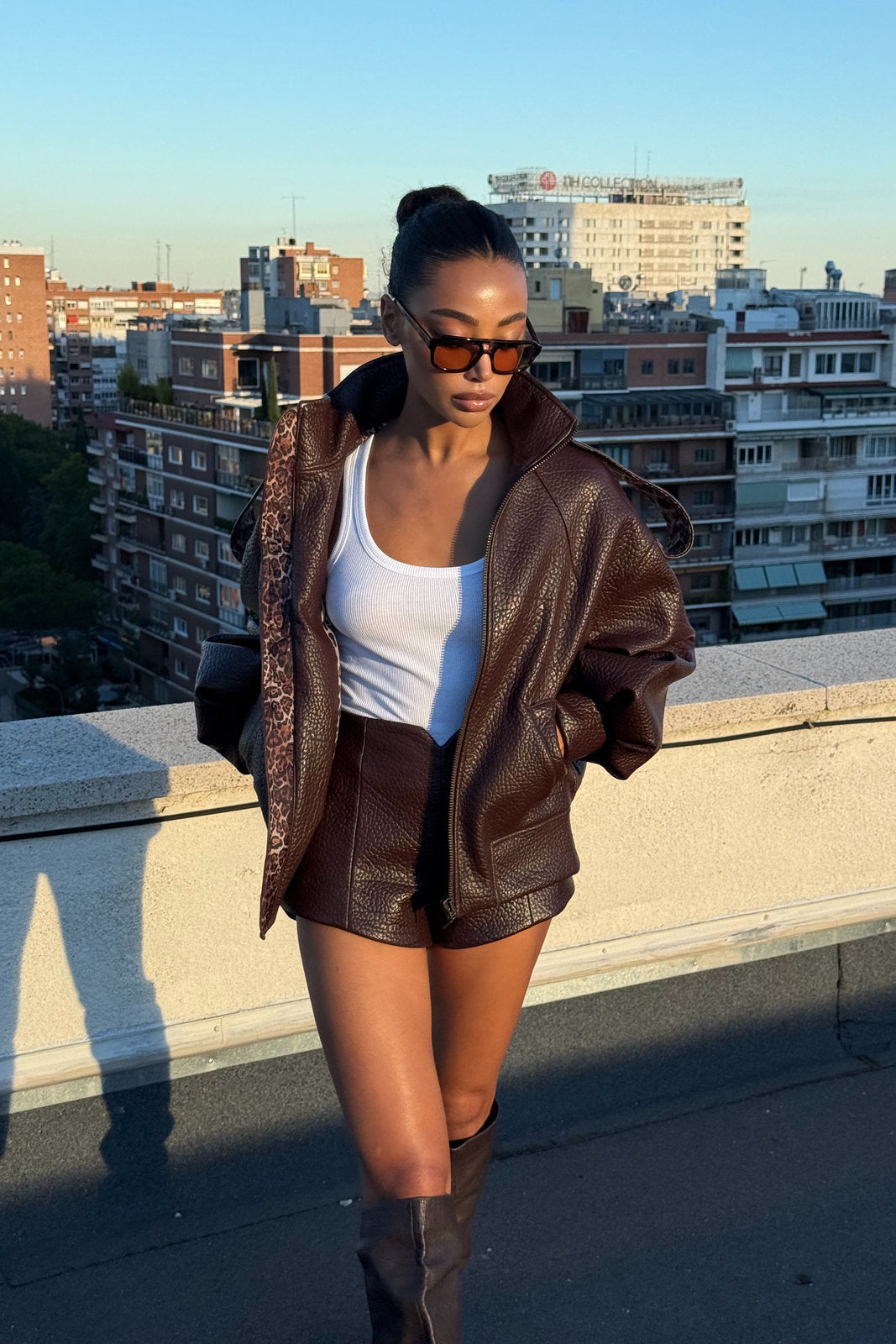 SHORT MARRON FONCÉ BROSSÉ