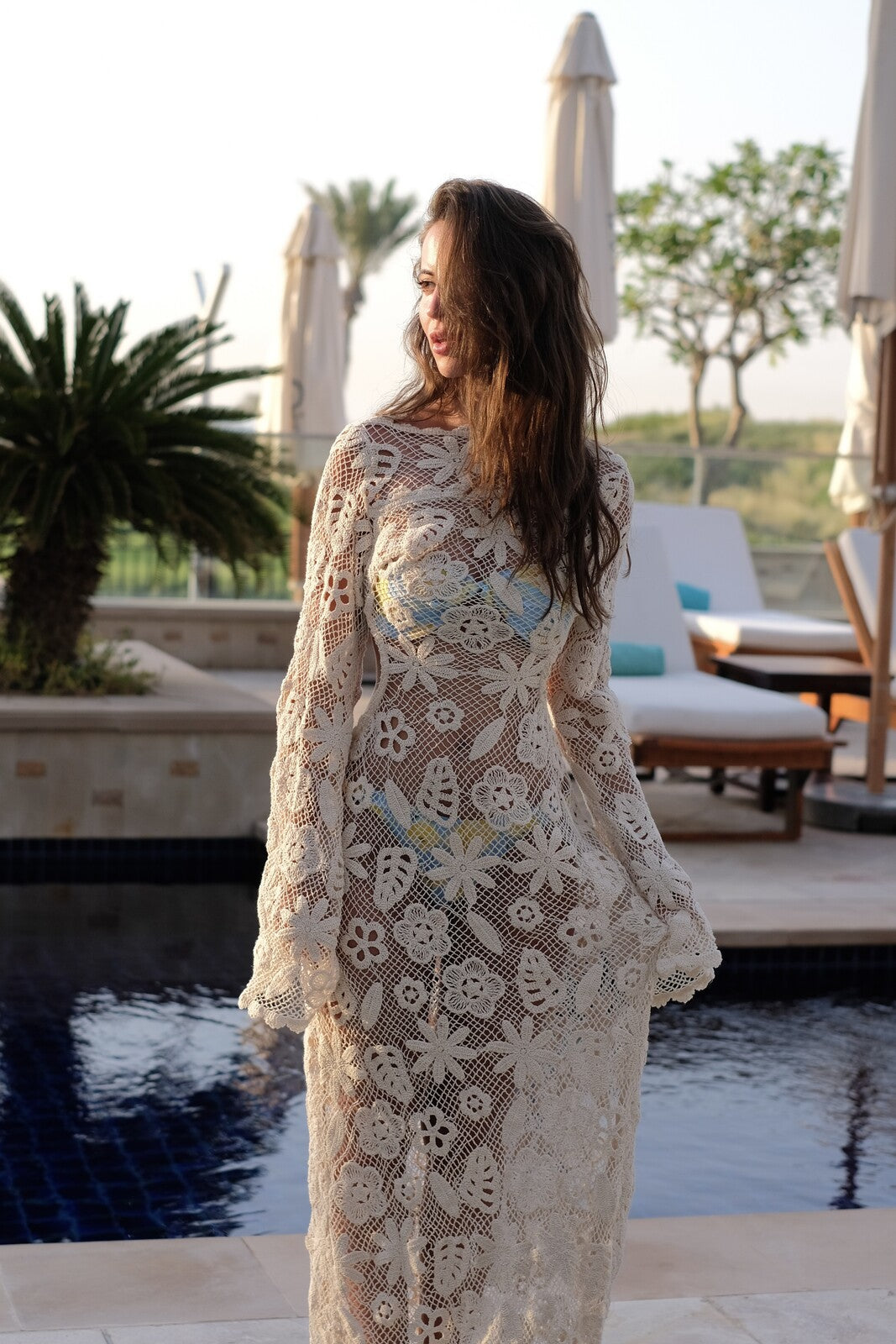 VESTITO LUNGO IN MAGLIA BEIGE