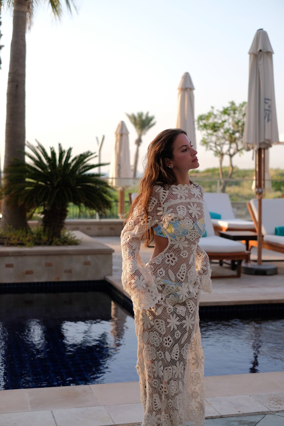 VESTITO LUNGO IN MAGLIA BEIGE