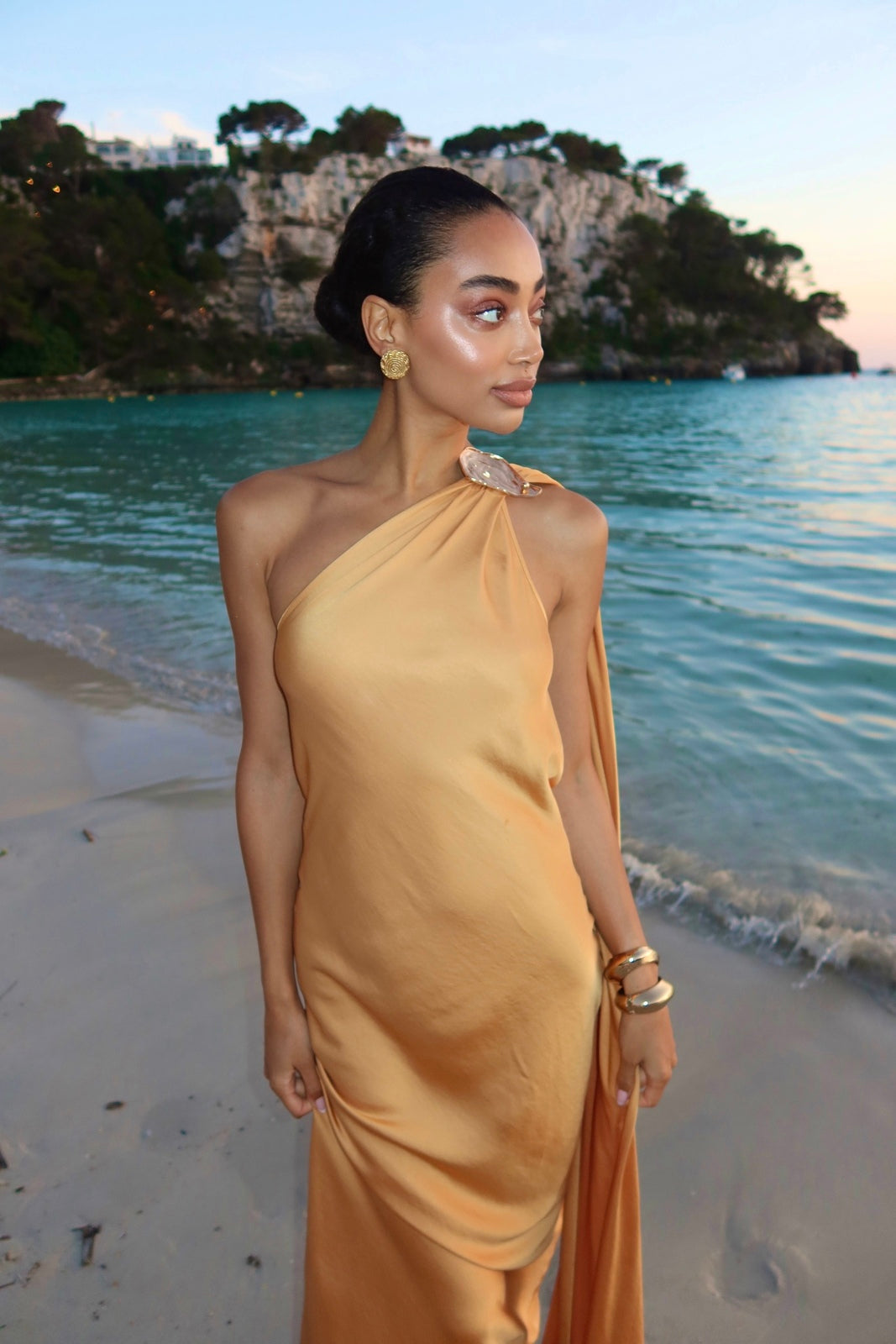 GOLD LONG DRESS WITH SHOULDER EMBELLISHMENT