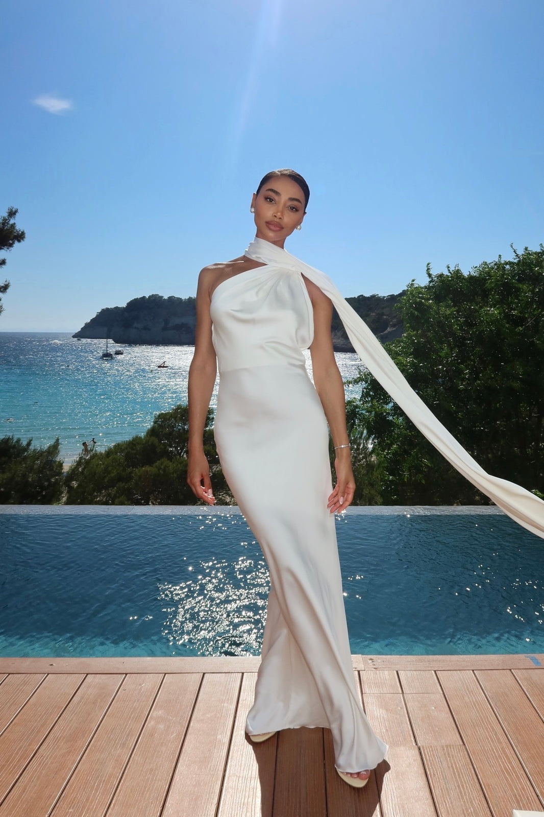 LONG WHITE DRESS WITH CAPE - KAO LONG WHITE DRESS WITH CAPE - KAO
