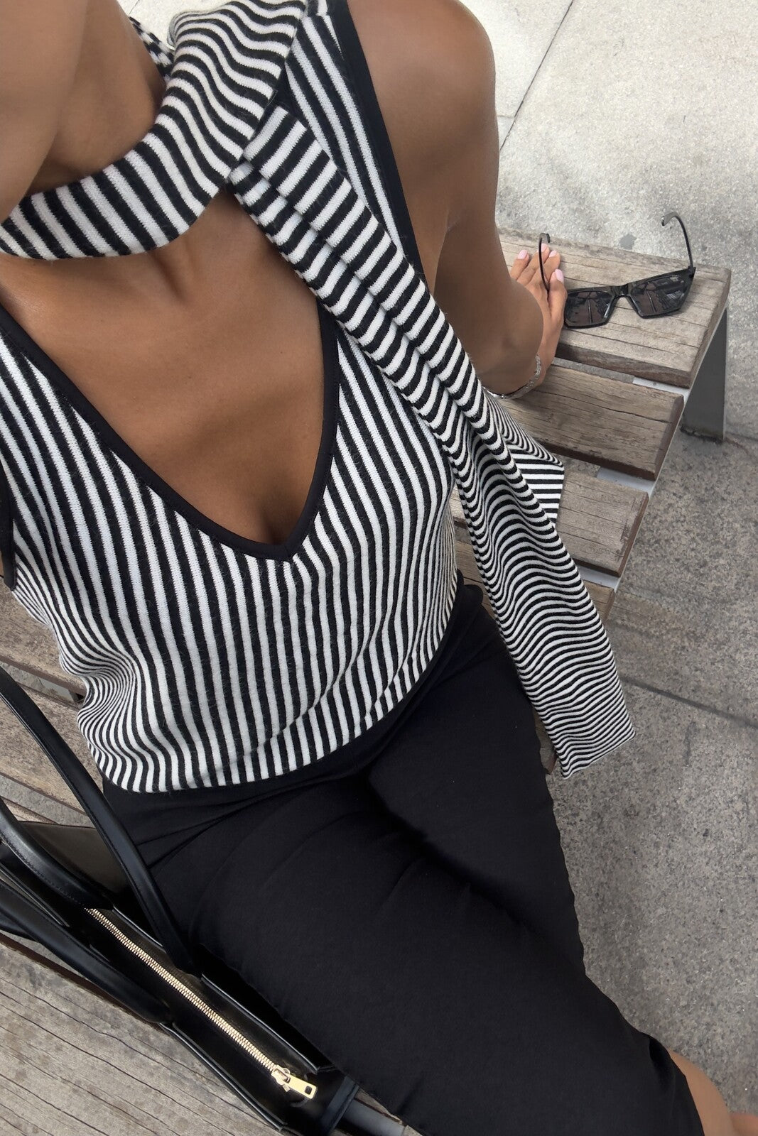 PEARL TOP WITH BLACK STRIPES