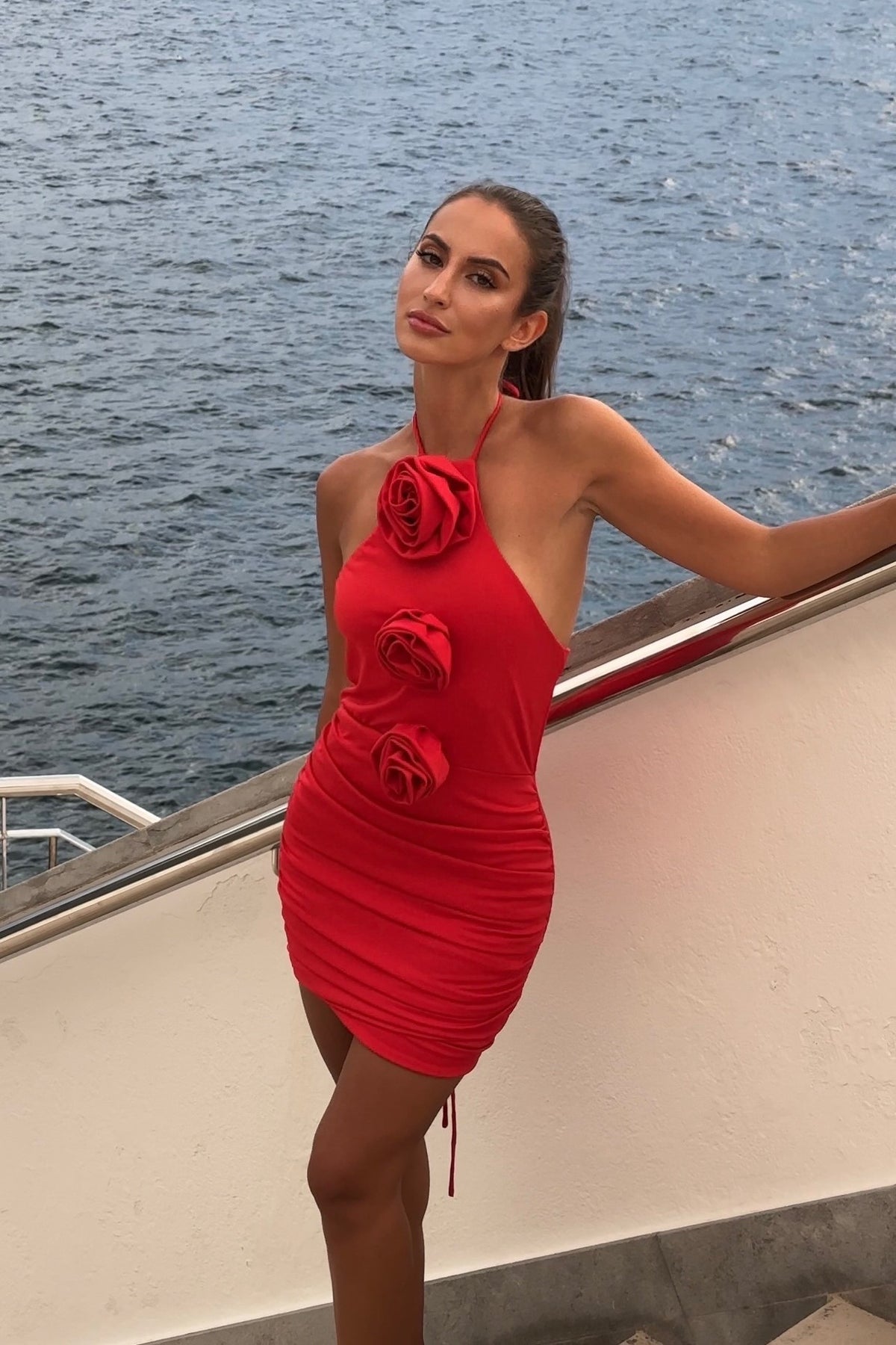 SHORT RED DRESS WITH FLOWERS