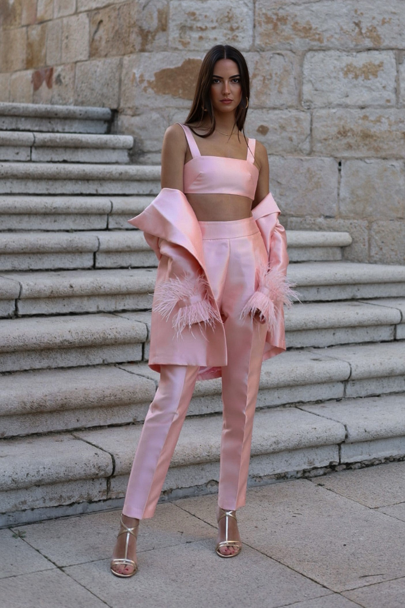 crop top pink colour ka