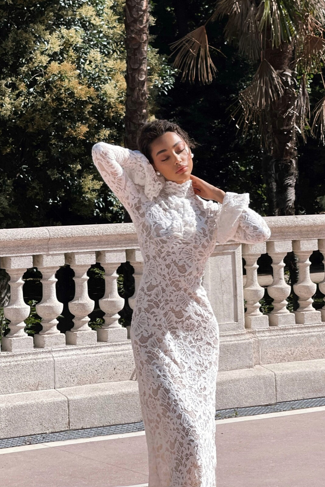 WHITE LACE DRESS WITH COLLAR - KAO WHITE LACE DRESS WITH COLLAR - KAO