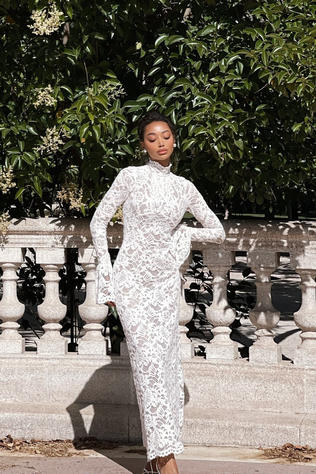 WHITE LACE DRESS WITH COLLAR - KAO WHITE LACE DRESS WITH COLLAR - KAO