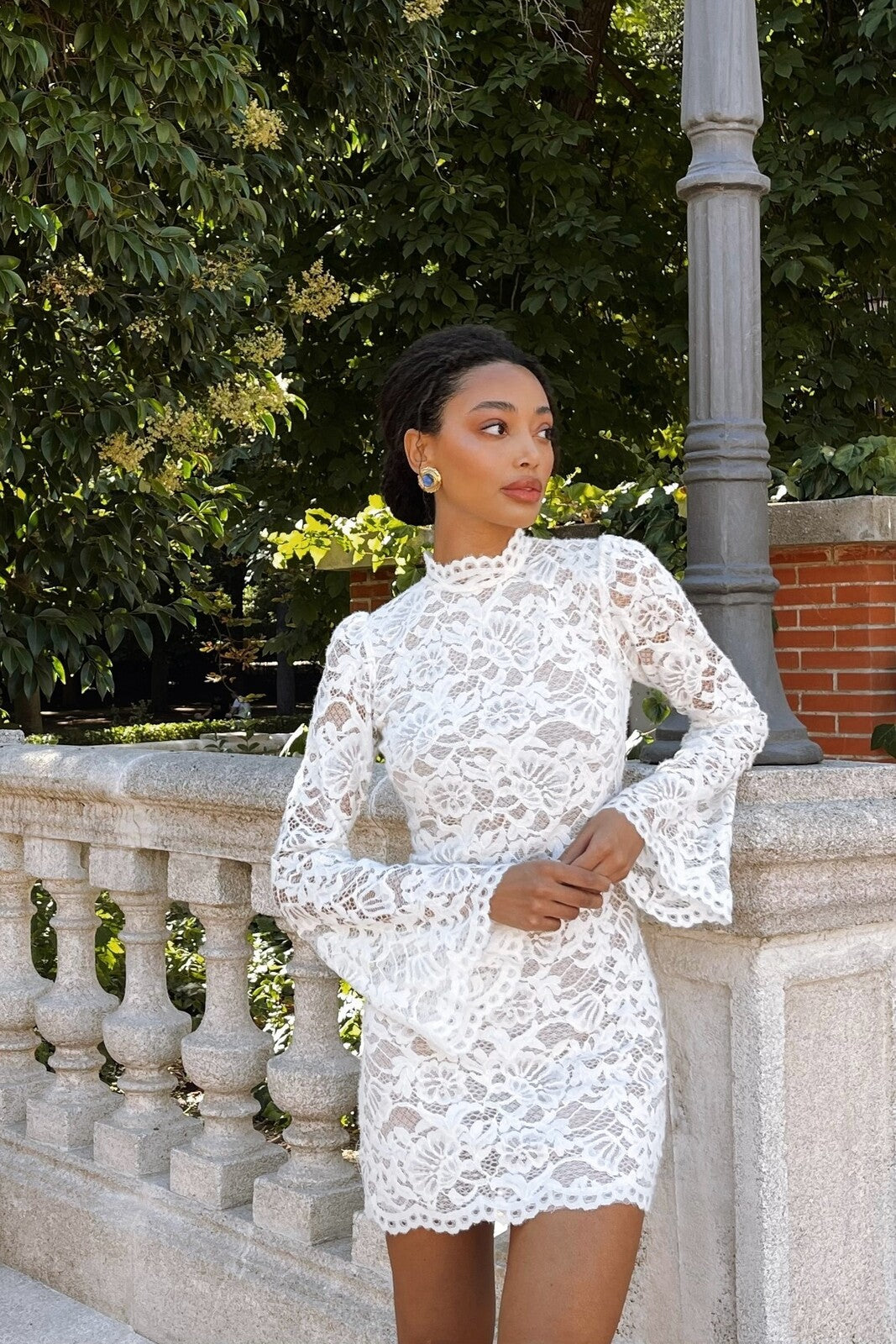 Vestido Blanco Corto Con Mangas VESTIDO CORTO BLANCO DE