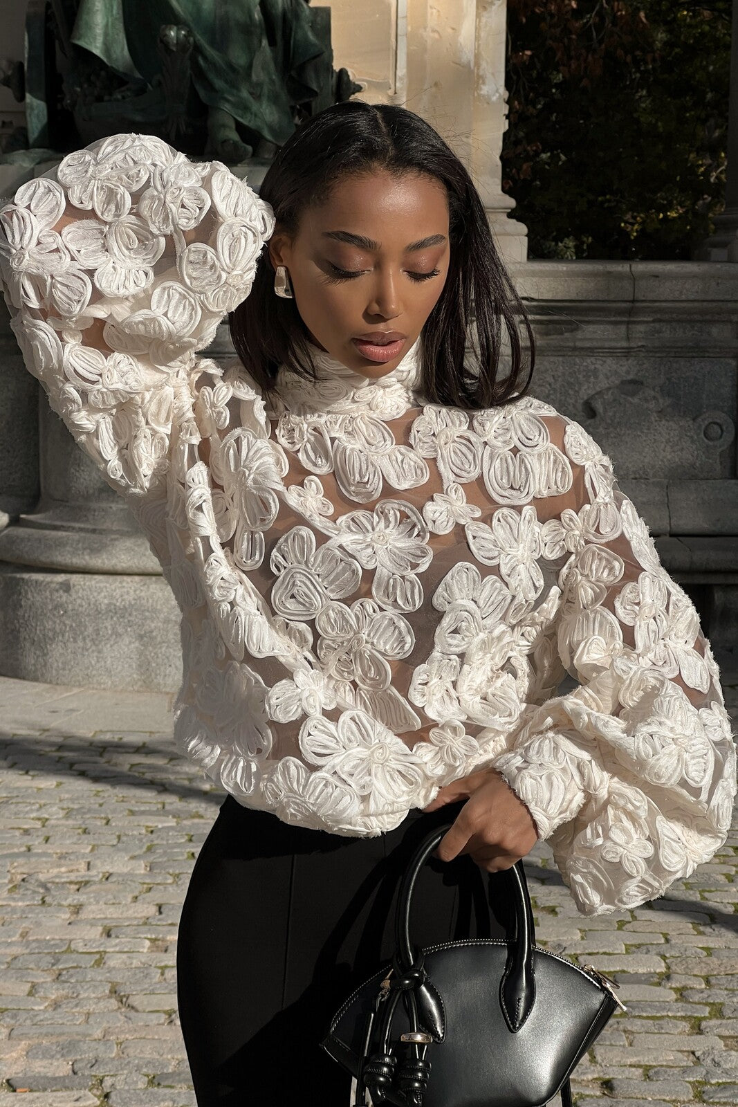 BLOUSE LONG TULLE PEARL WITH FLOWERS