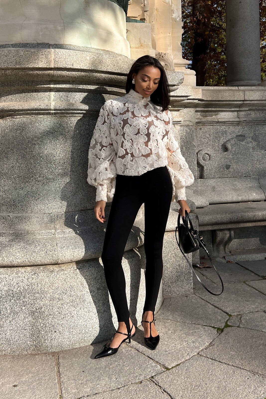 BLOUSE LONG TULLE PEARL WITH FLOWERS
