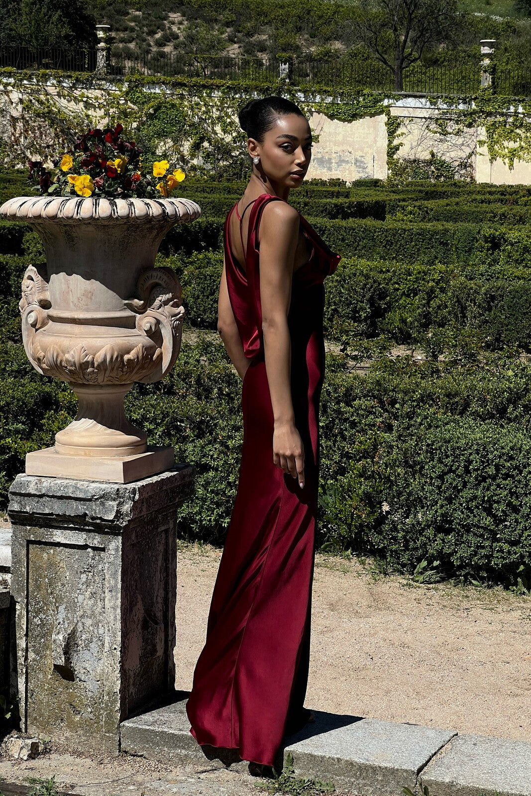 dress with a deep neckline Memoriesea Women's Elegant Sleeveless V Neck Bodycon Party Evening Gown Maxi Black : Clothing, Shoes & Jewelry See Atria long designer dresses for prom and tight v Sleeveless Deep V-Neck Pleated A-Line