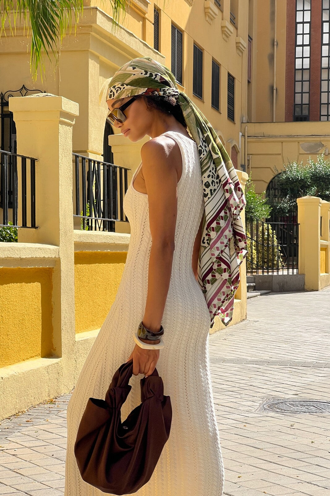 VESTIDO DE PUNTO PERLA CON PATRÓN DE TRENZA