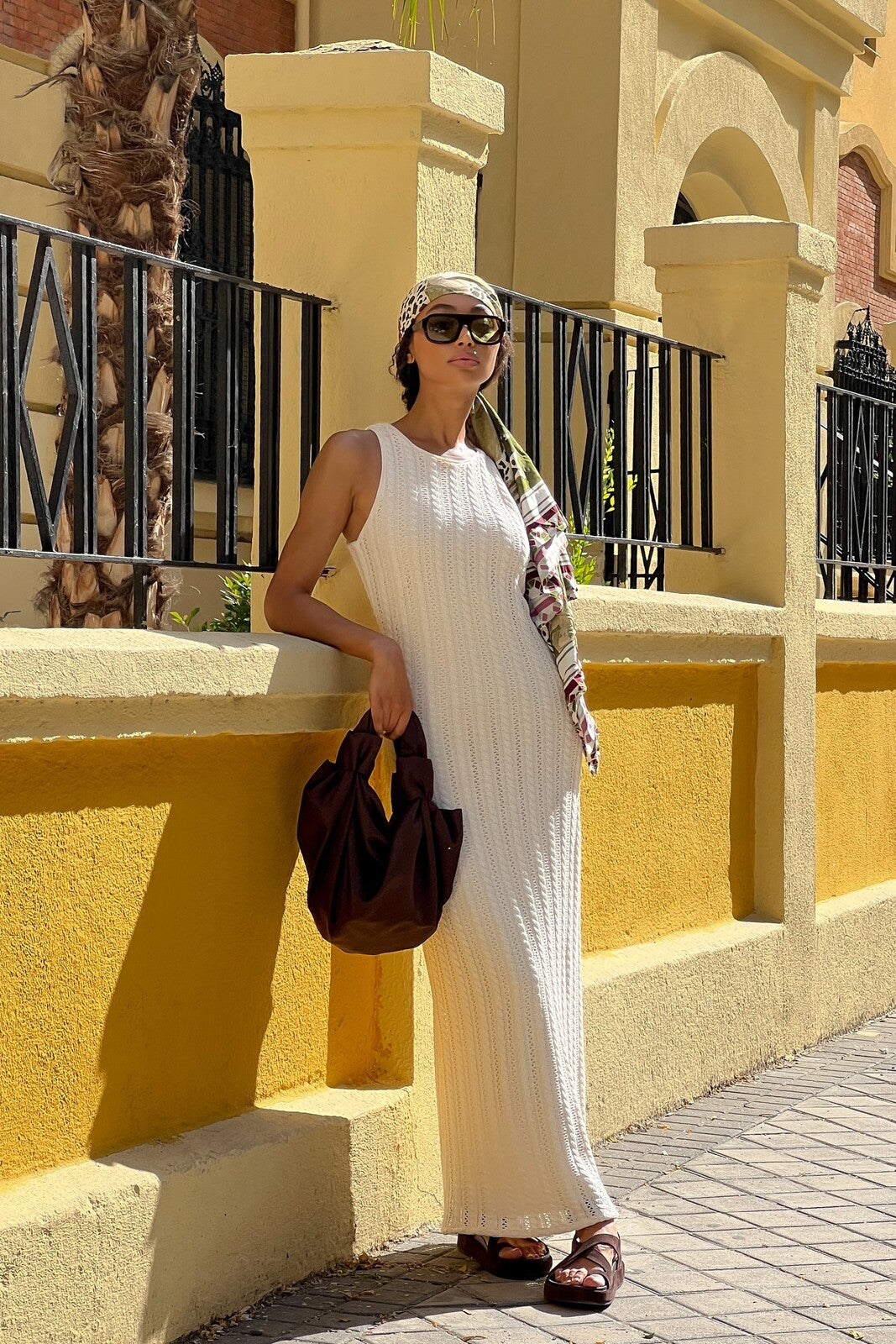 VESTIDO DE PUNTO PERLA CON PATRÓN DE TRENZA