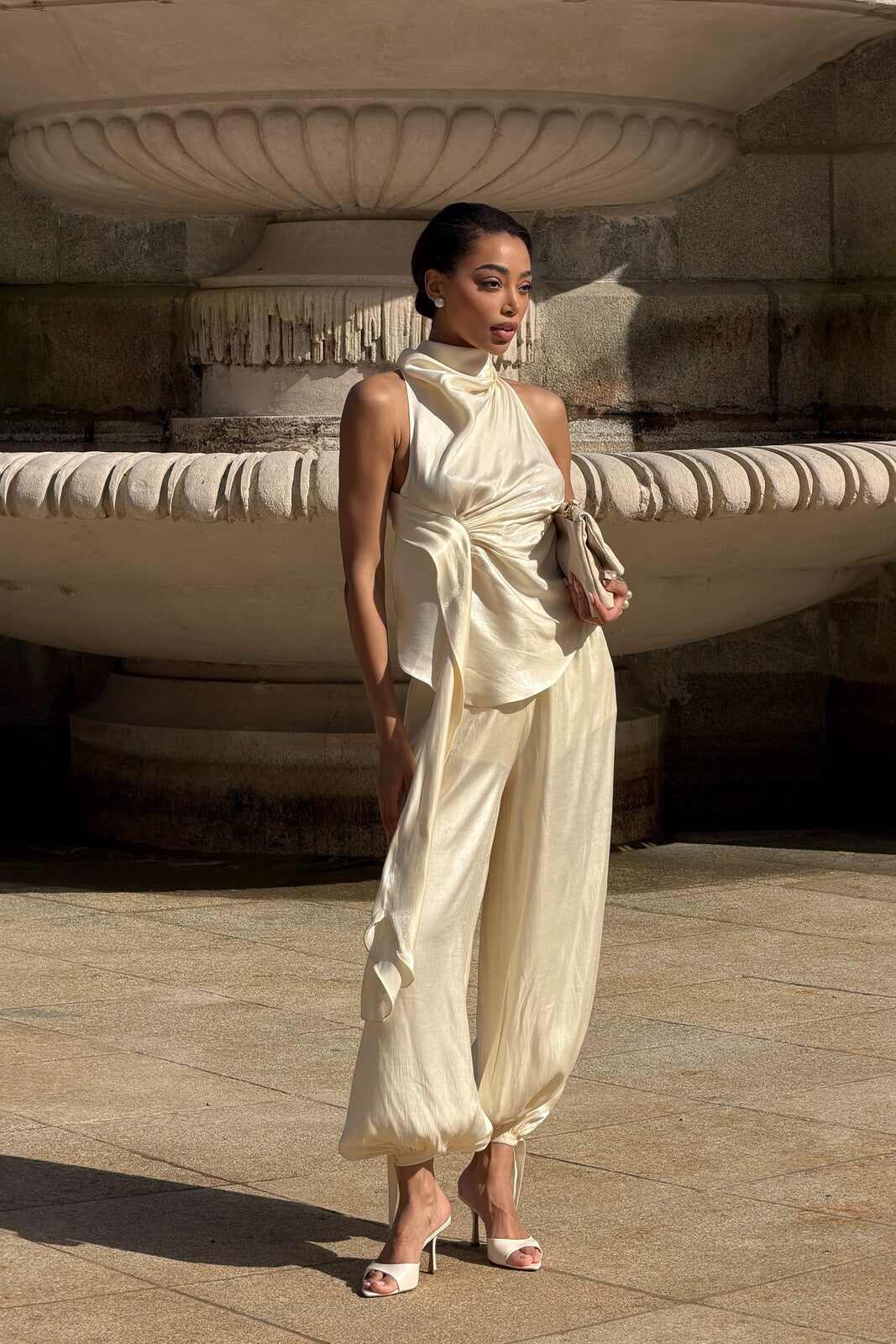 TOP PÉROLA ACETINADO COSTAS ABERTAS