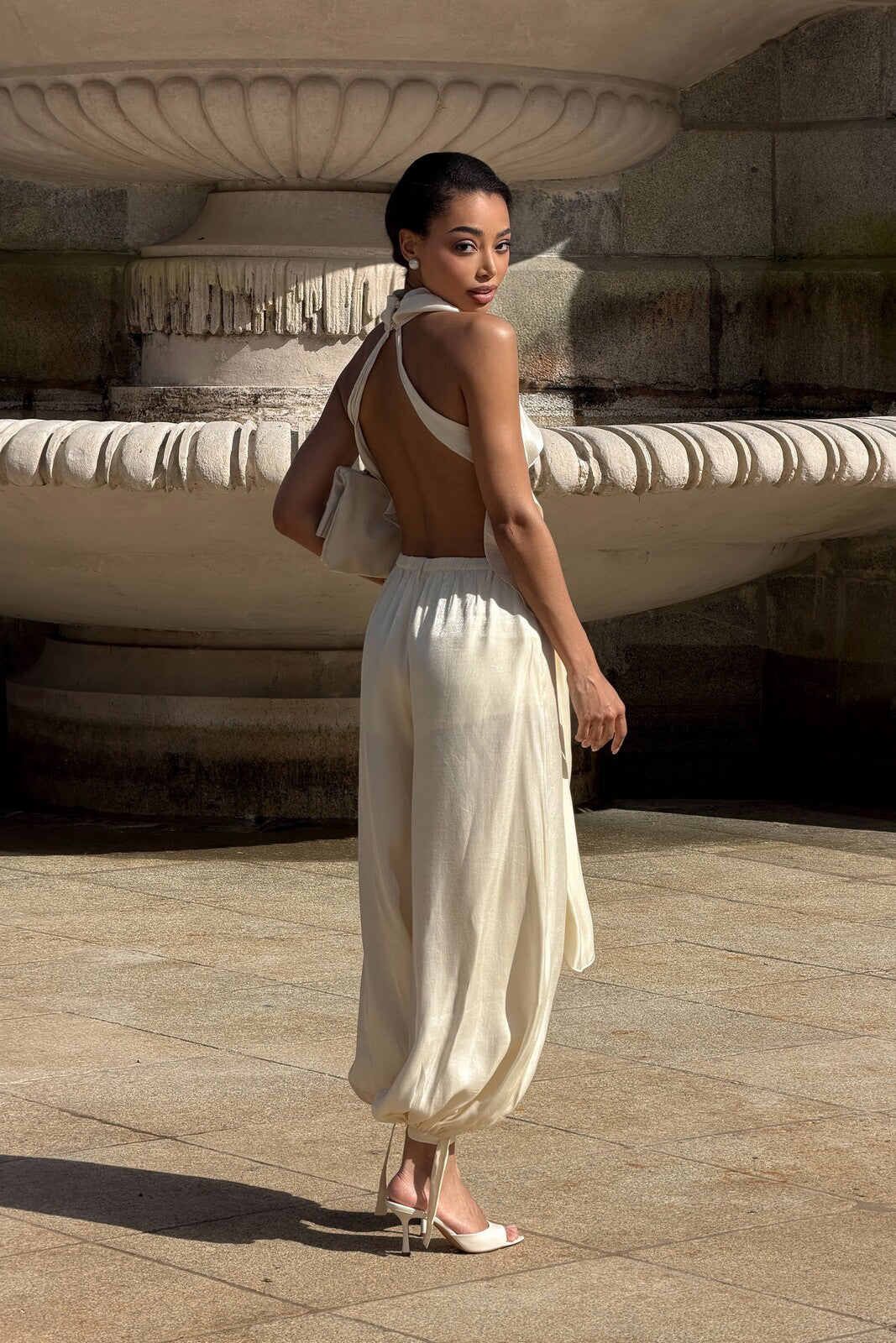 TOP PÉROLA ACETINADO COSTAS ABERTAS