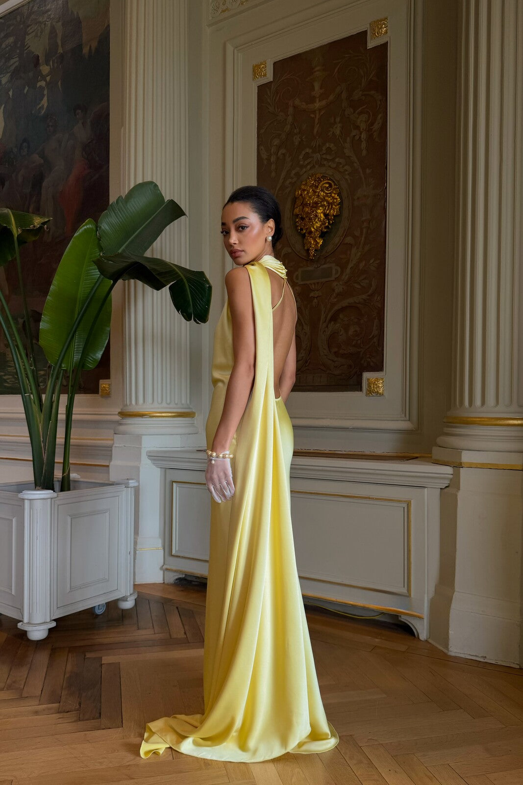 LIGHT YELLOW LONG DRESS WITH CAPE