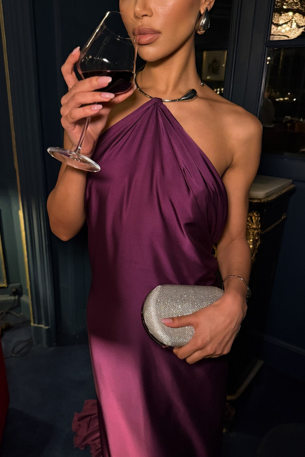 VIOLET DRESS WITH NECK DETAIL AND OPEN BACK