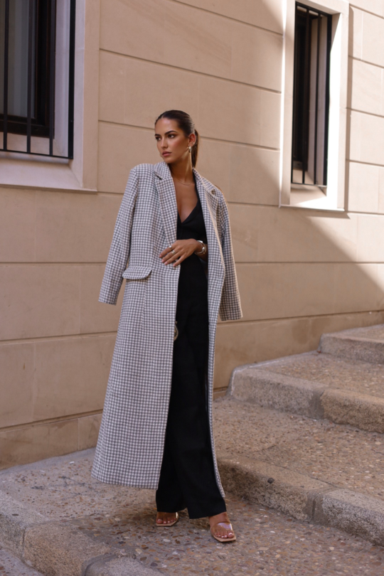 WHITE AND GRAY PLAID OVERCOAT