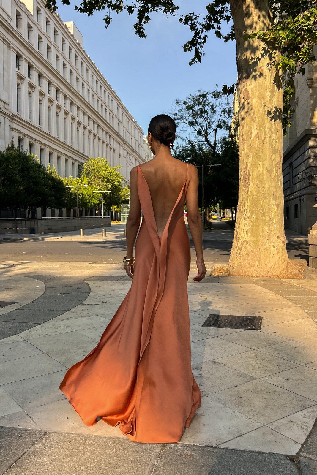 Tile Deep Backless Dress