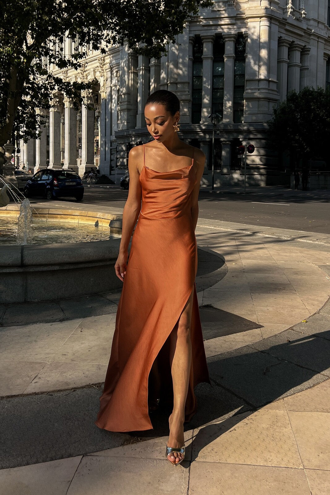 TILE DEEP BACKLESS DRESS