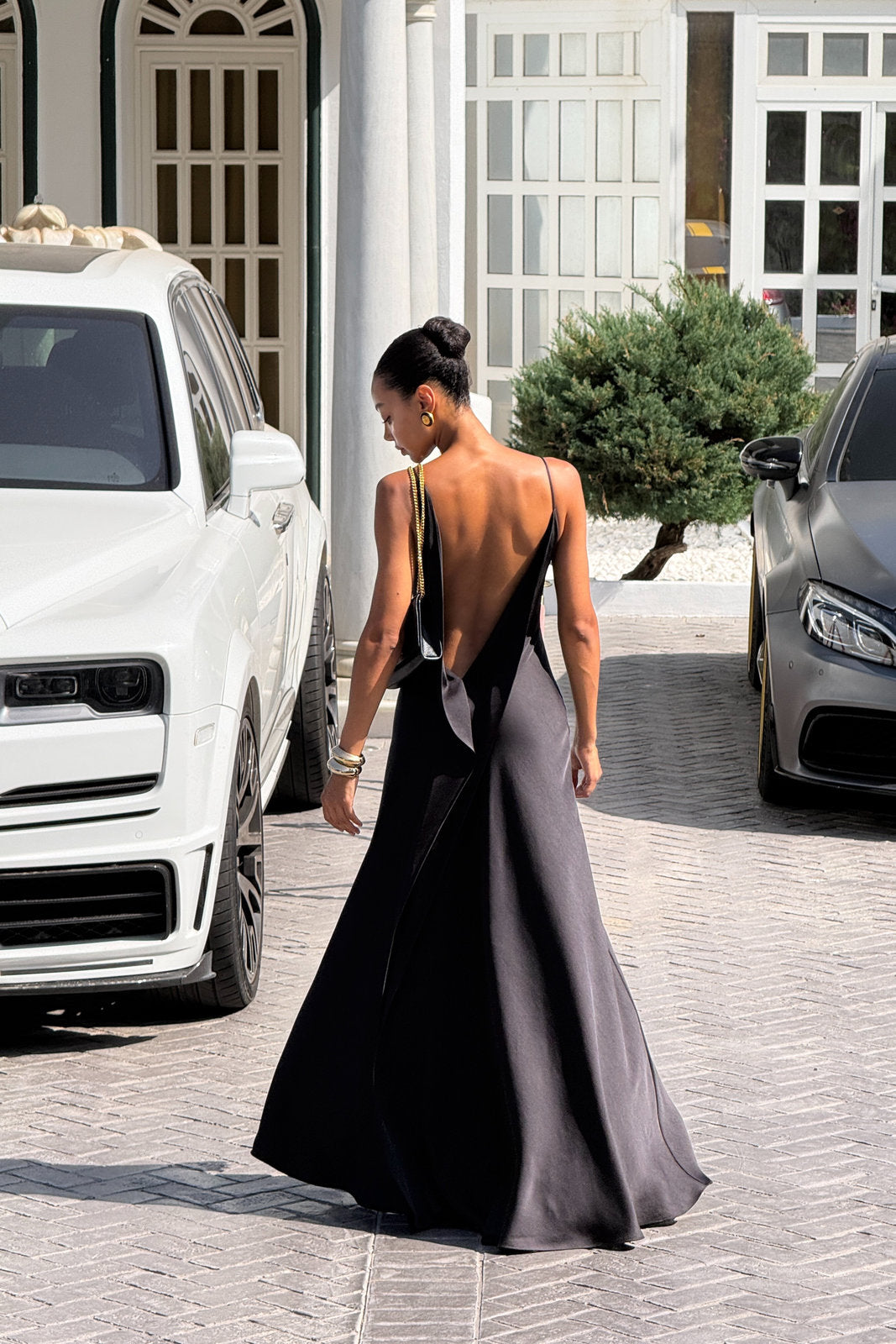 BLACK DRESS WITH DEEP BACK NECKLINE
