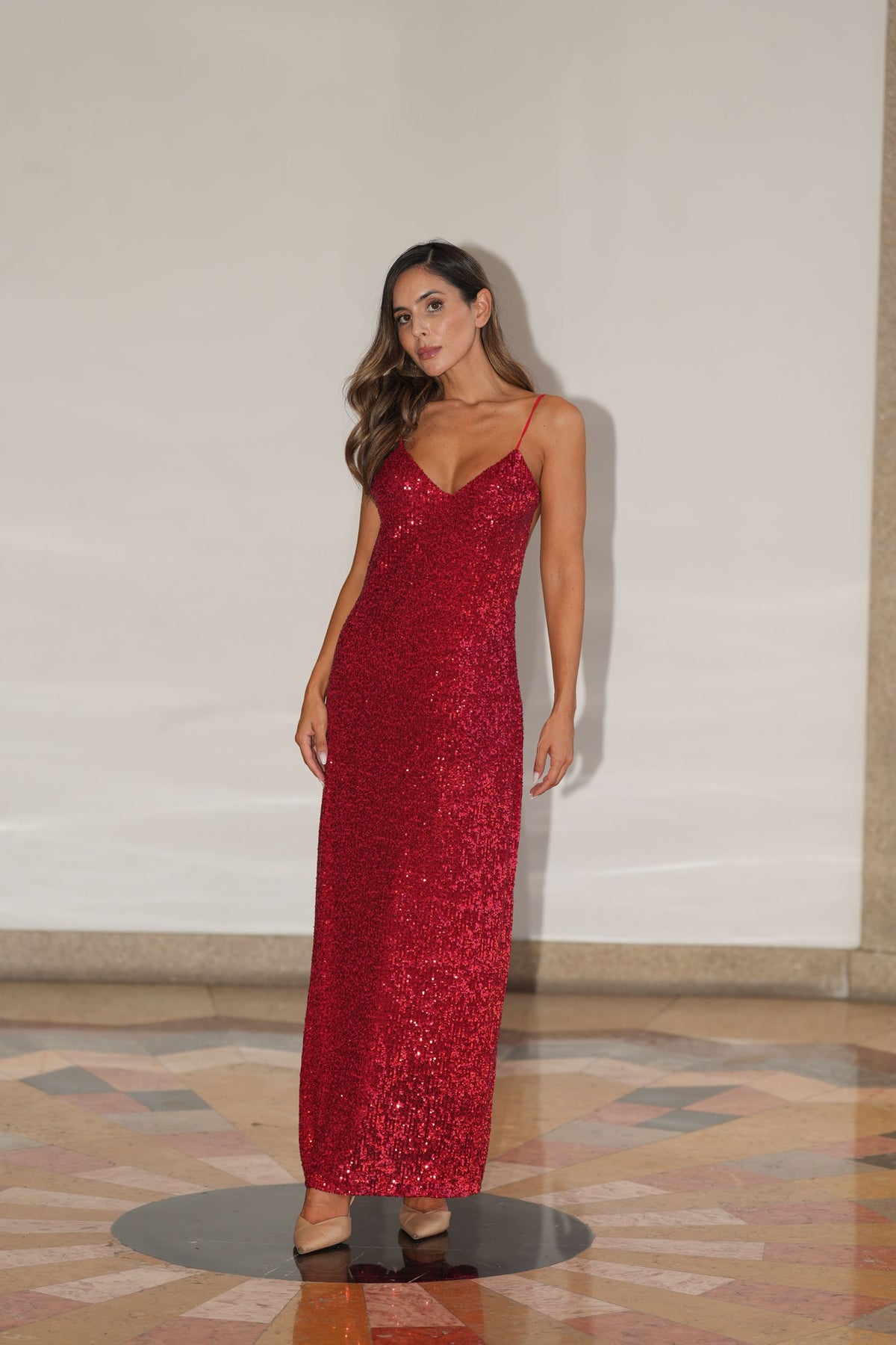 ROBE ROUGE À PAILLETTES