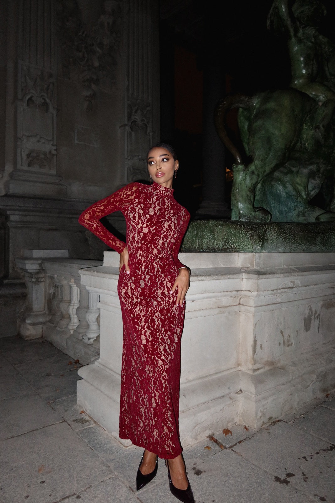 LONG BORDEAUX LACE DRESS