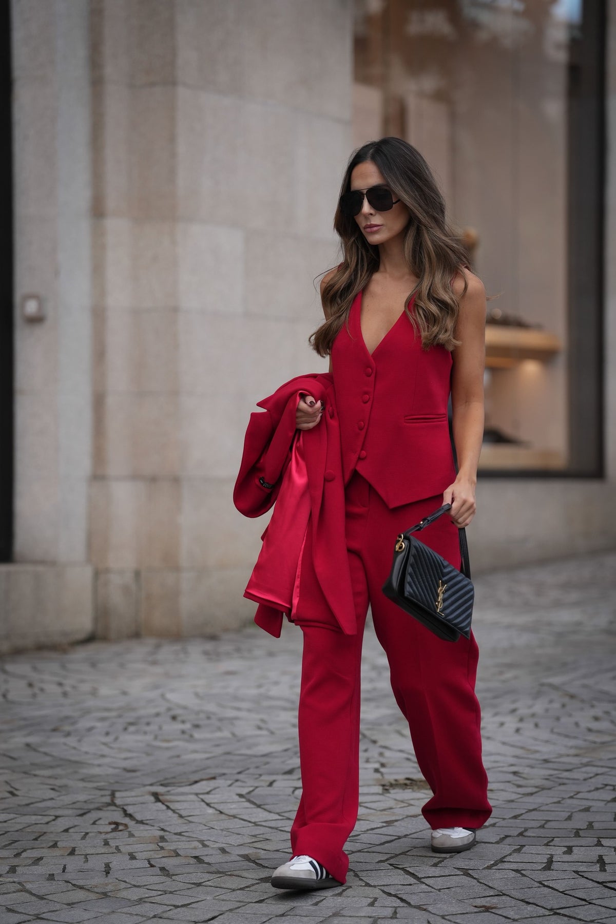 PANTALONI ROSSI
