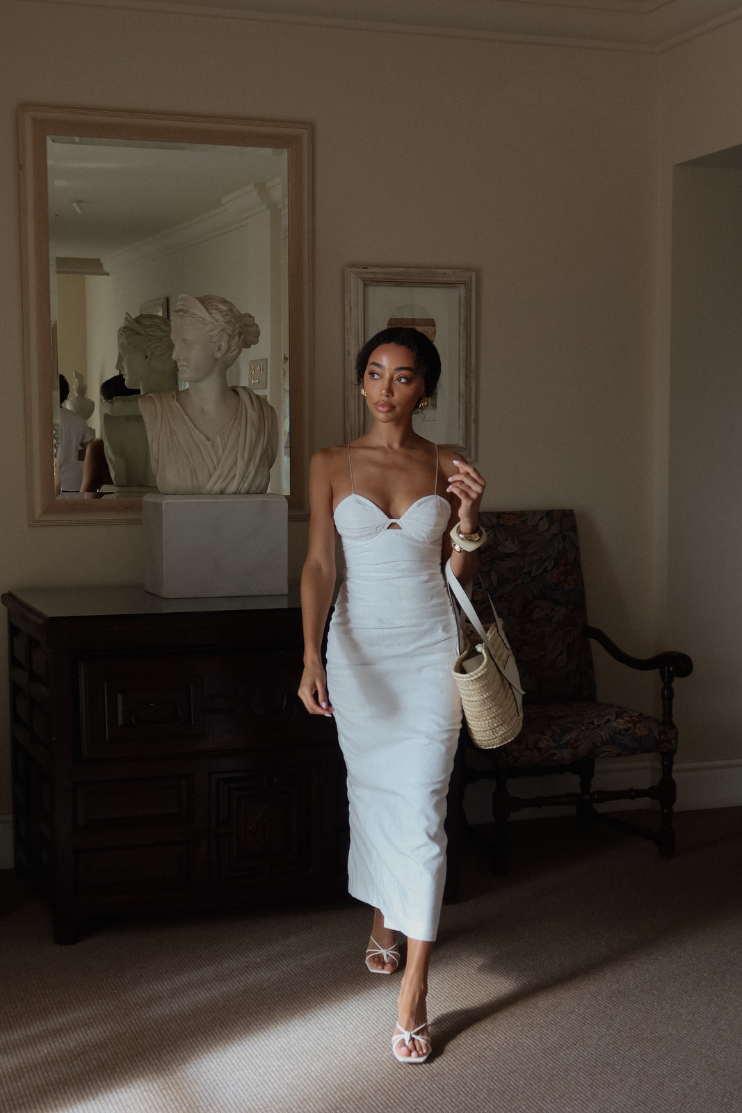 WHITE BODYCON LINEN DRESS - KAO WHITE BODYCON LINEN DRESS - KAO
