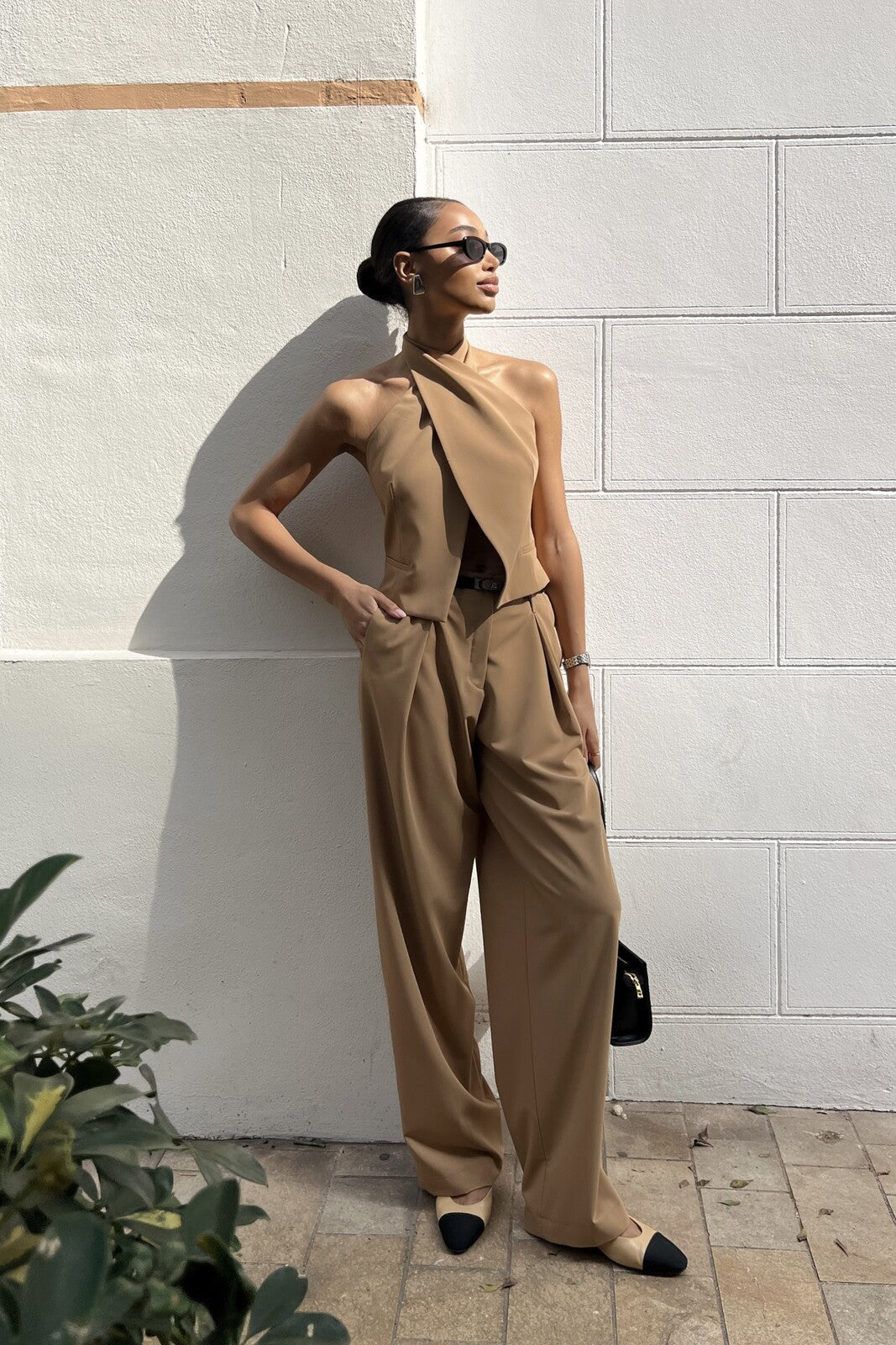 TOP HALTER DRAPEADO CAMEL