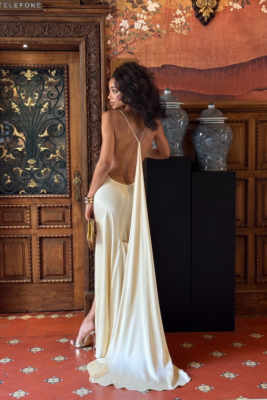 VESTIDO LONGO BEGE