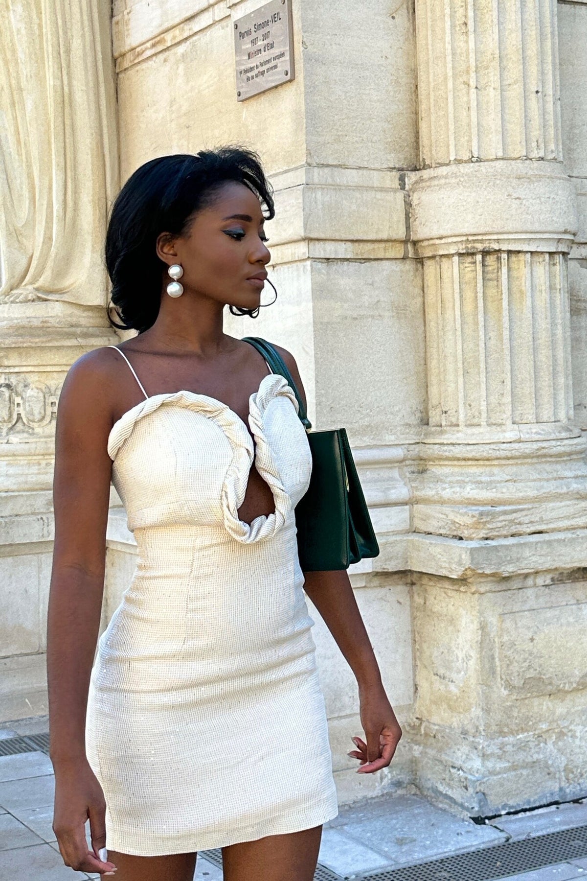 SHORT BEIGE DRESS WITH STRAPS