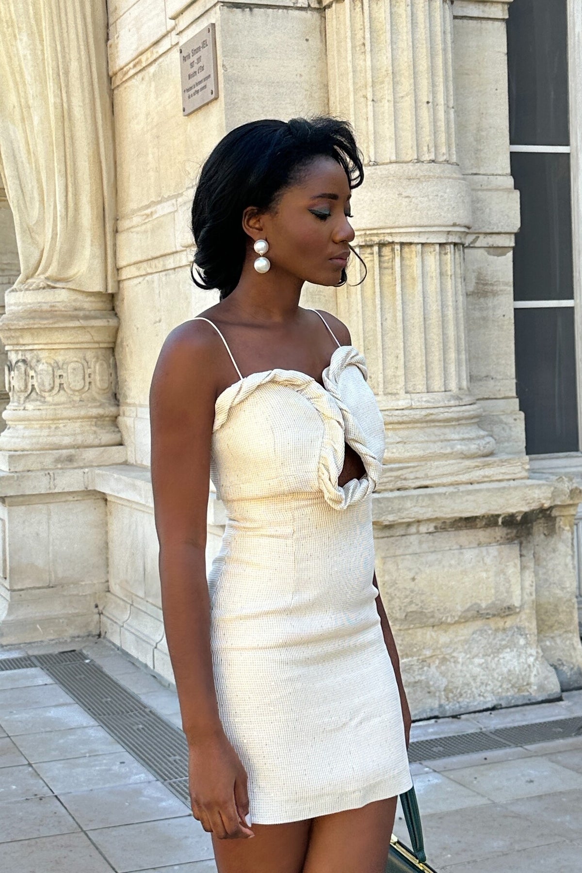 SHORT BEIGE DRESS WITH STRAPS