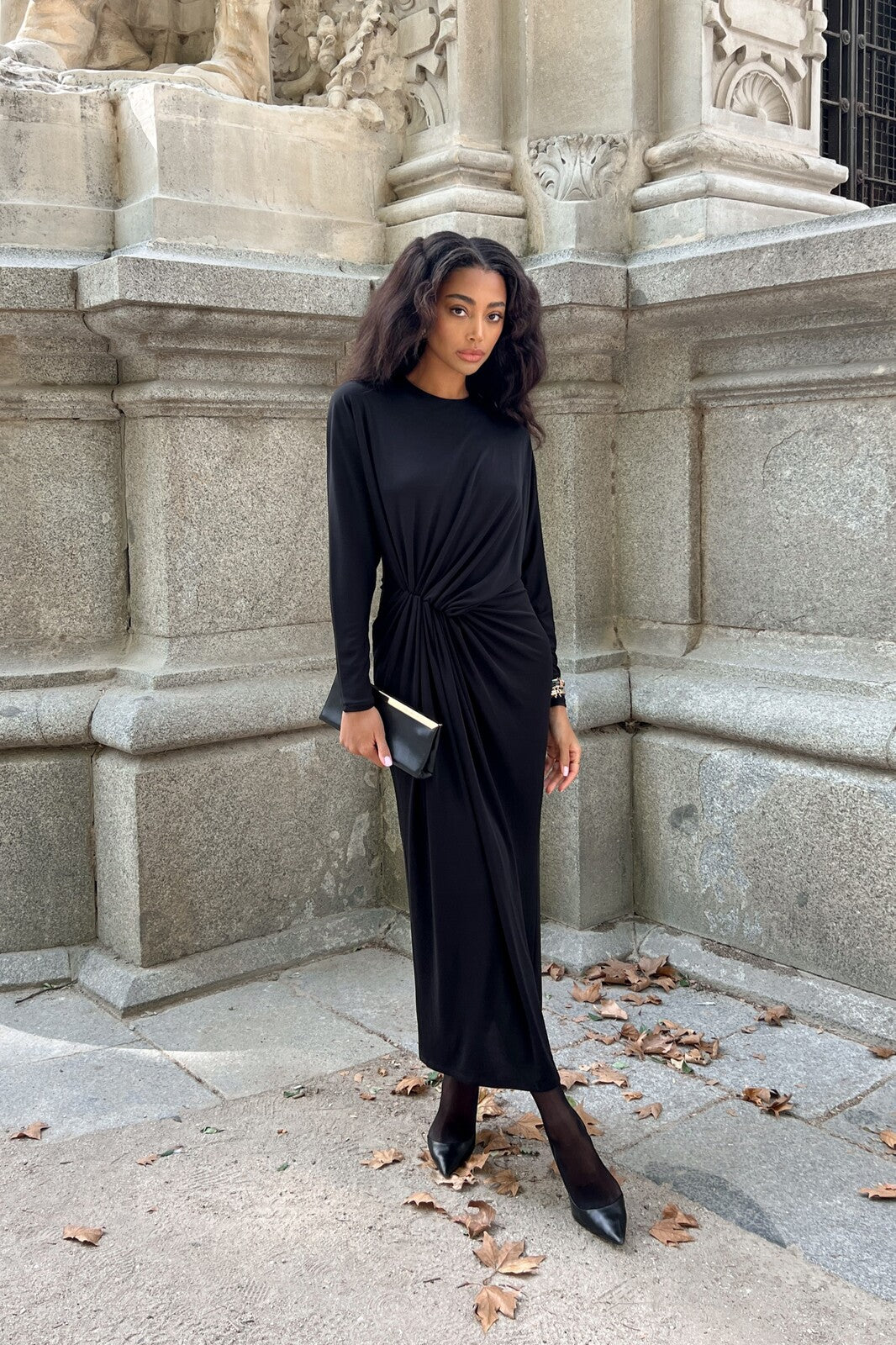 Robe drapée noire new arrivals
