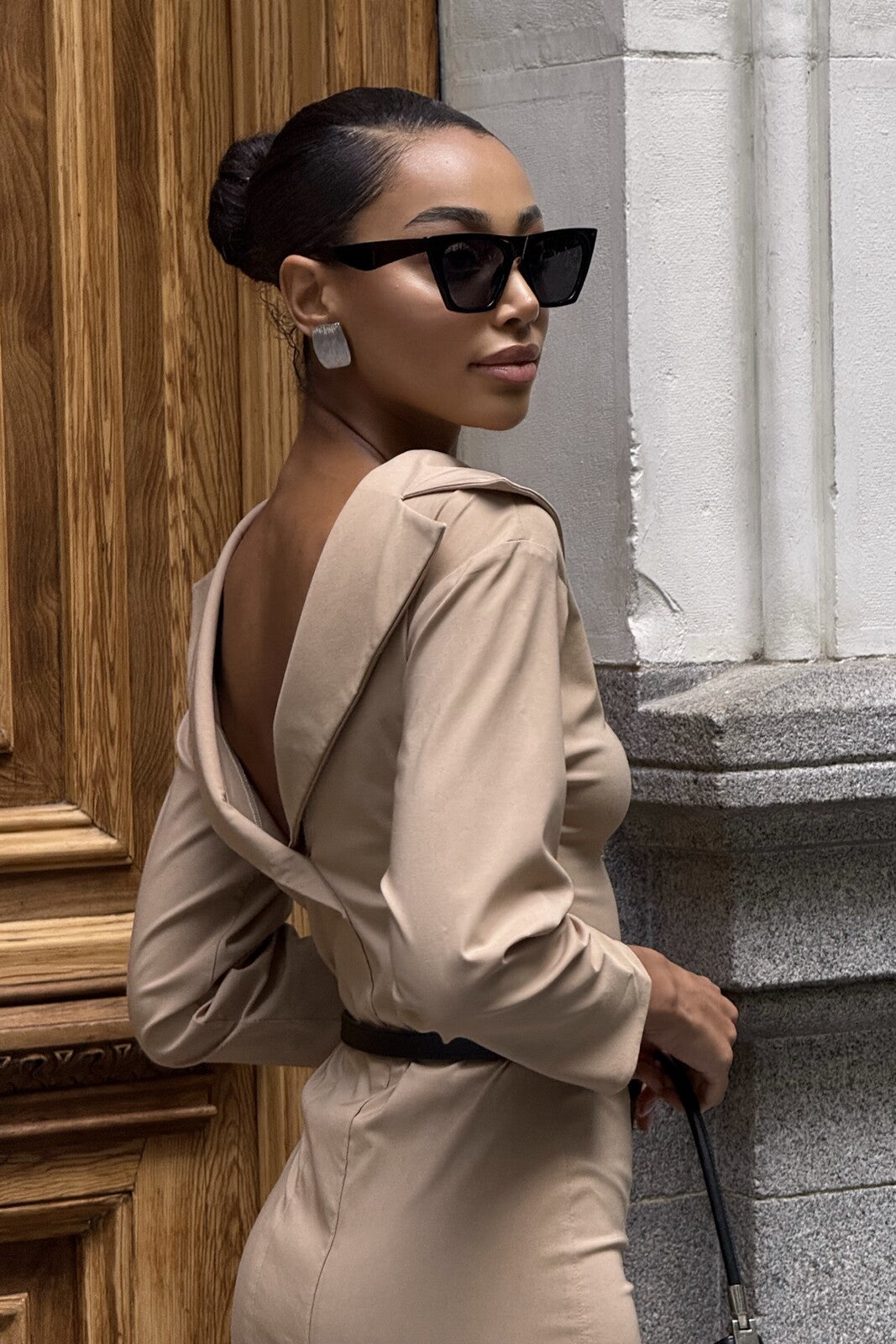 BEIGE DRESS WITH COLLAR - KAO BEIGE DRESS WITH COLLAR - KAO