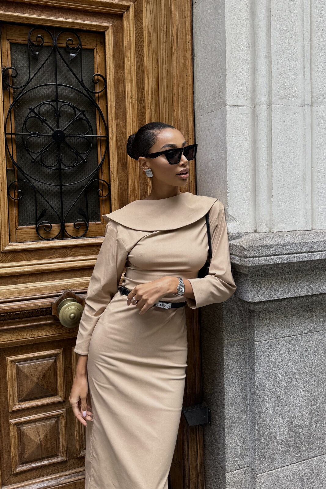 BEIGE DRESS WITH COLLAR - KAO BEIGE DRESS WITH COLLAR - KAO