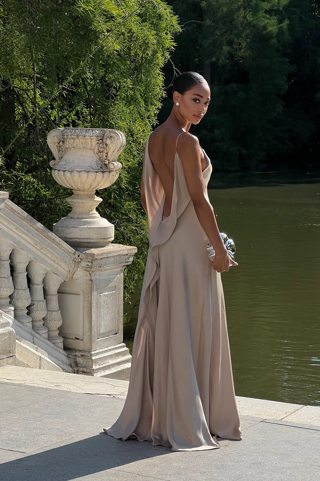dark beige dress BEIGE DRESS WITH DEEP BACK NECKLINE