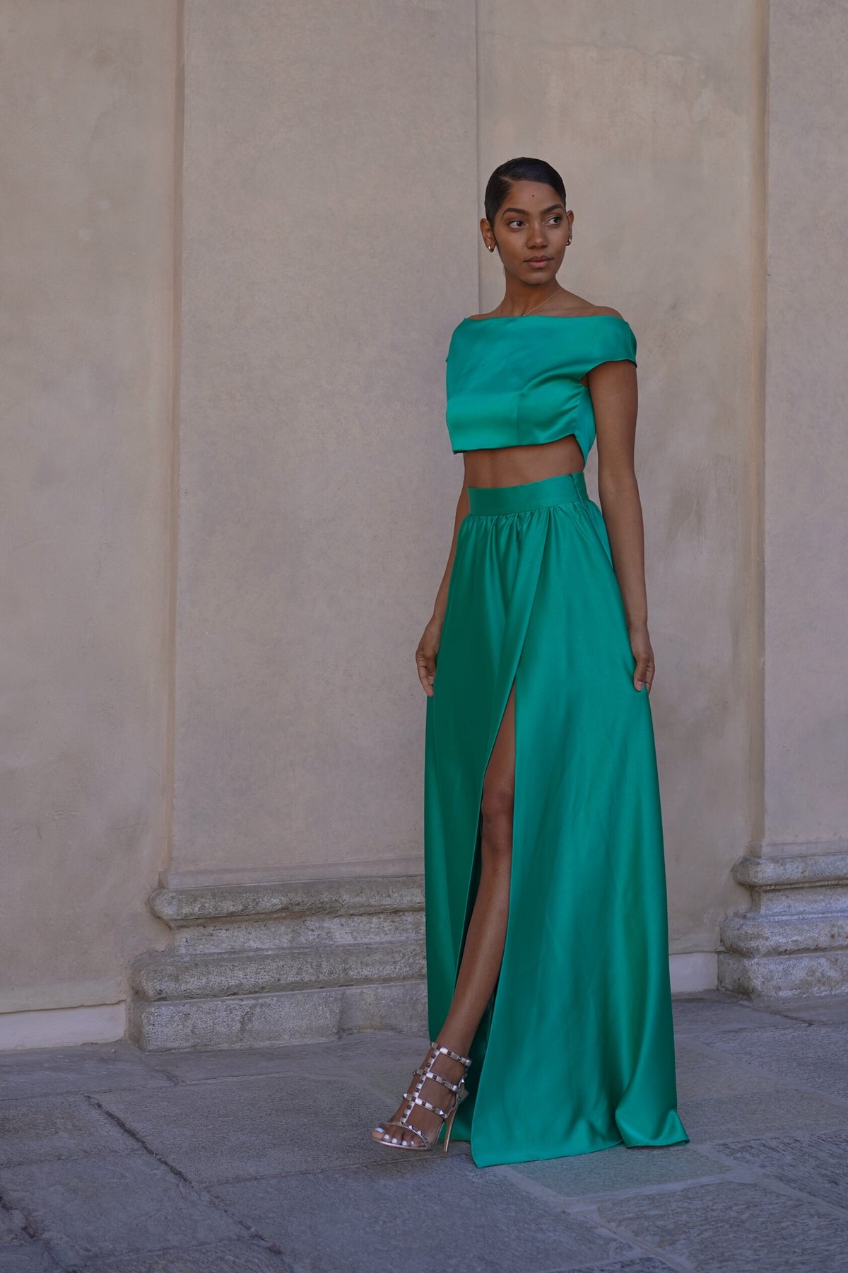 LIGHT GREEN LONG SKIRT IN CREPE