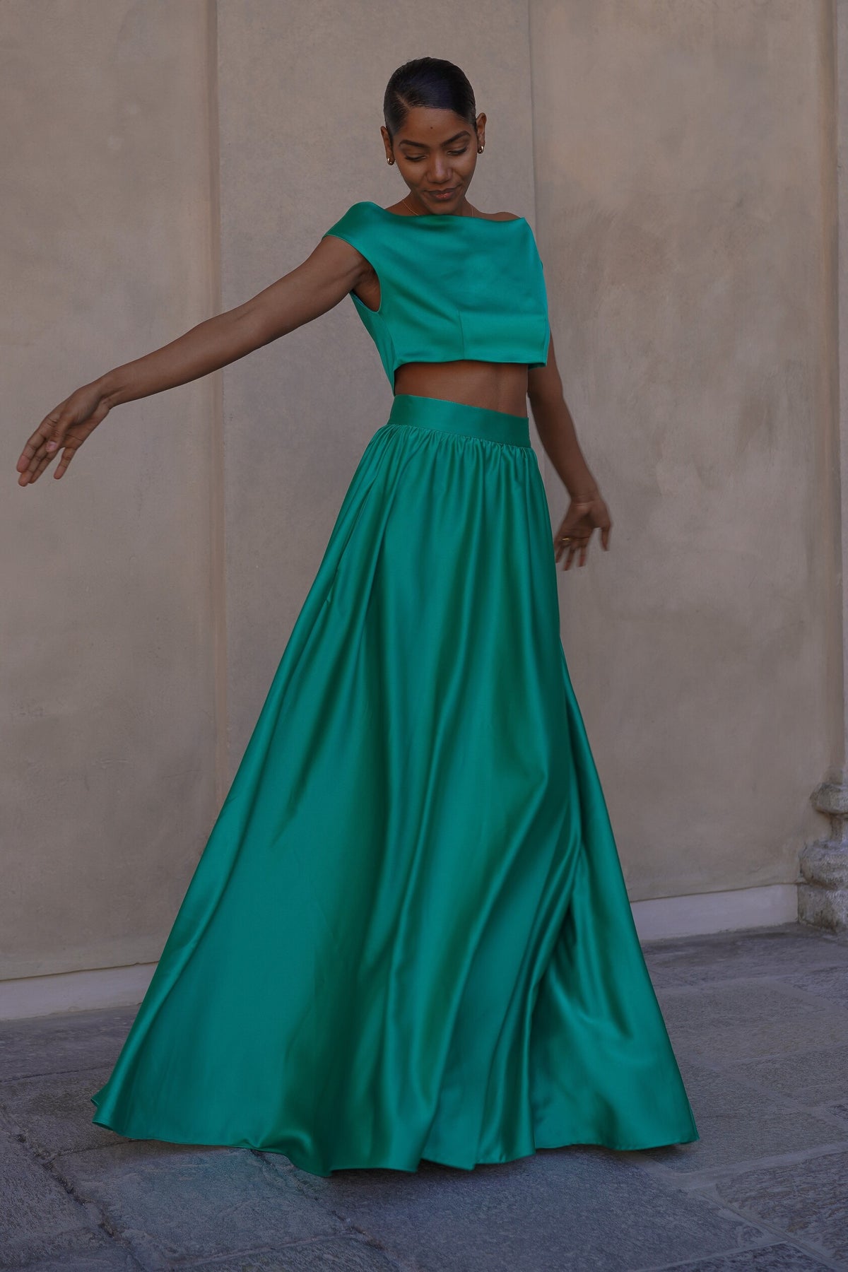 LIGHT GREEN LONG SKIRT IN CREPE