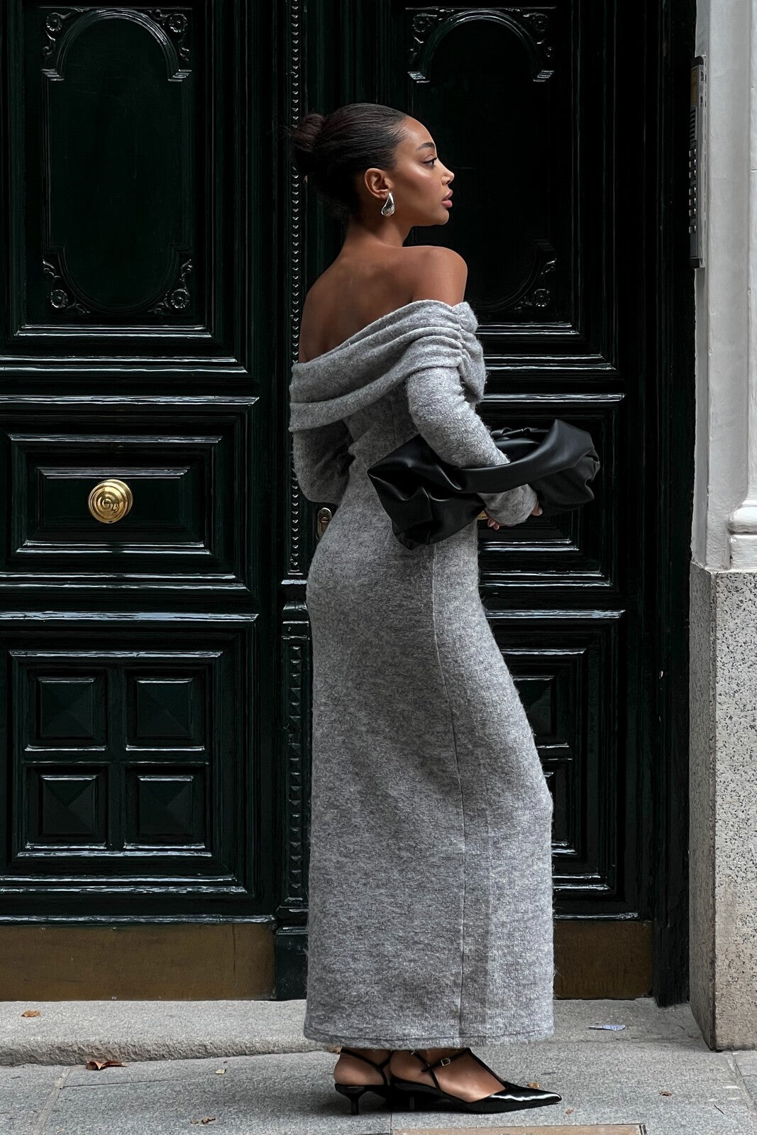 VESTIDO CINZA MALHA COM OMBROS DESCOBERTO