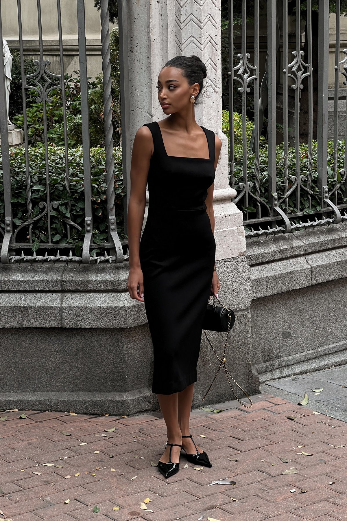 slim black dress Long Jersey Formal Dress: La Femme 33135 Black / 4 Elegant Dresses For Women Black Elegant Short Sleeve Knitted Fabric Plain Fitted Slight Stretch Spring/Summer Women Clothing LAGSHIAN Women's Off Shoulder Sleeveless