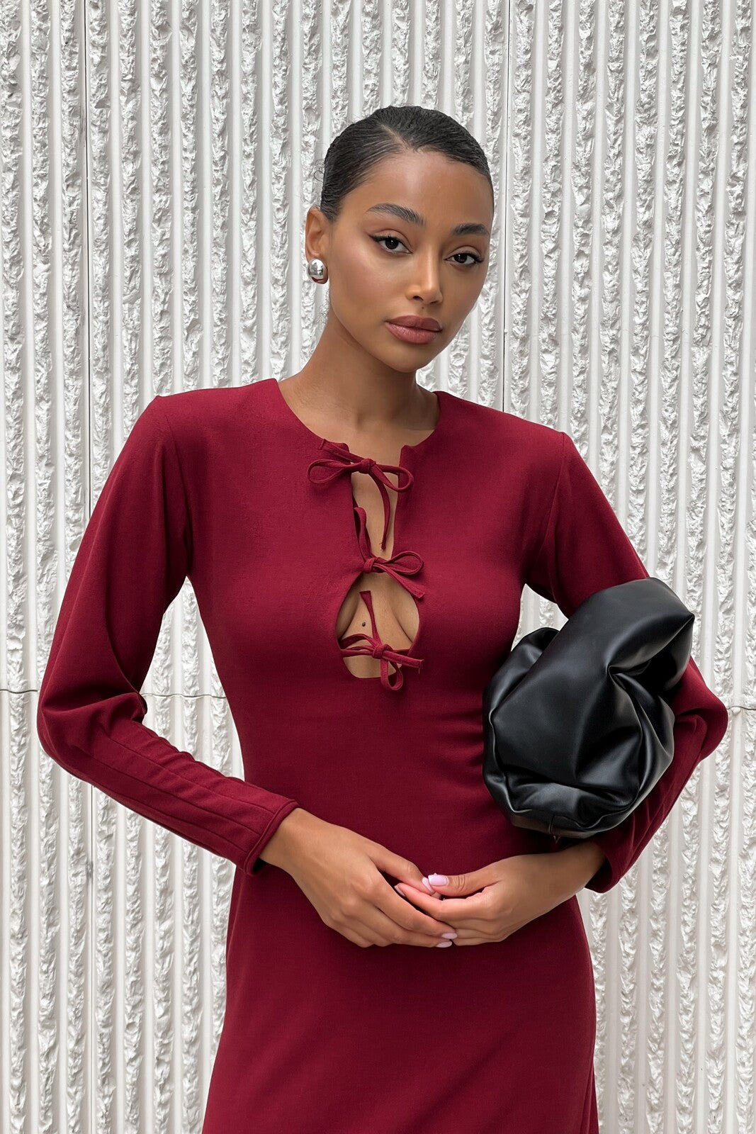 LONG BORDEAUX DRESS WITH BOW NECKLINE