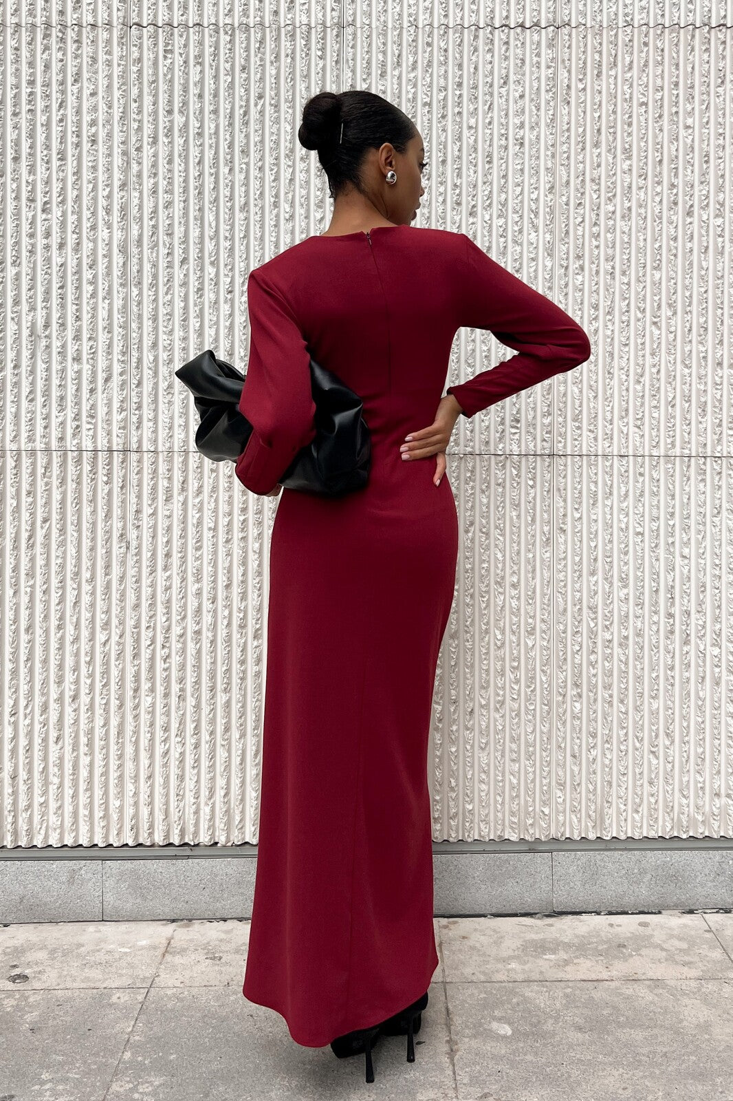 LONG BORDEAUX DRESS WITH BOW NECKLINE