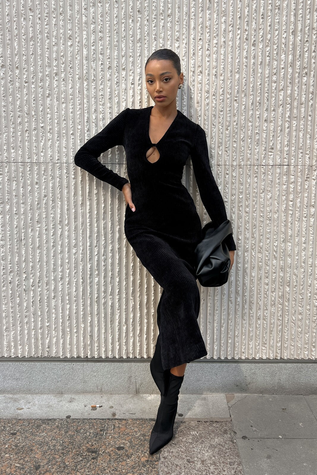 BLACK LONG SLEEVE KNIT DRESS