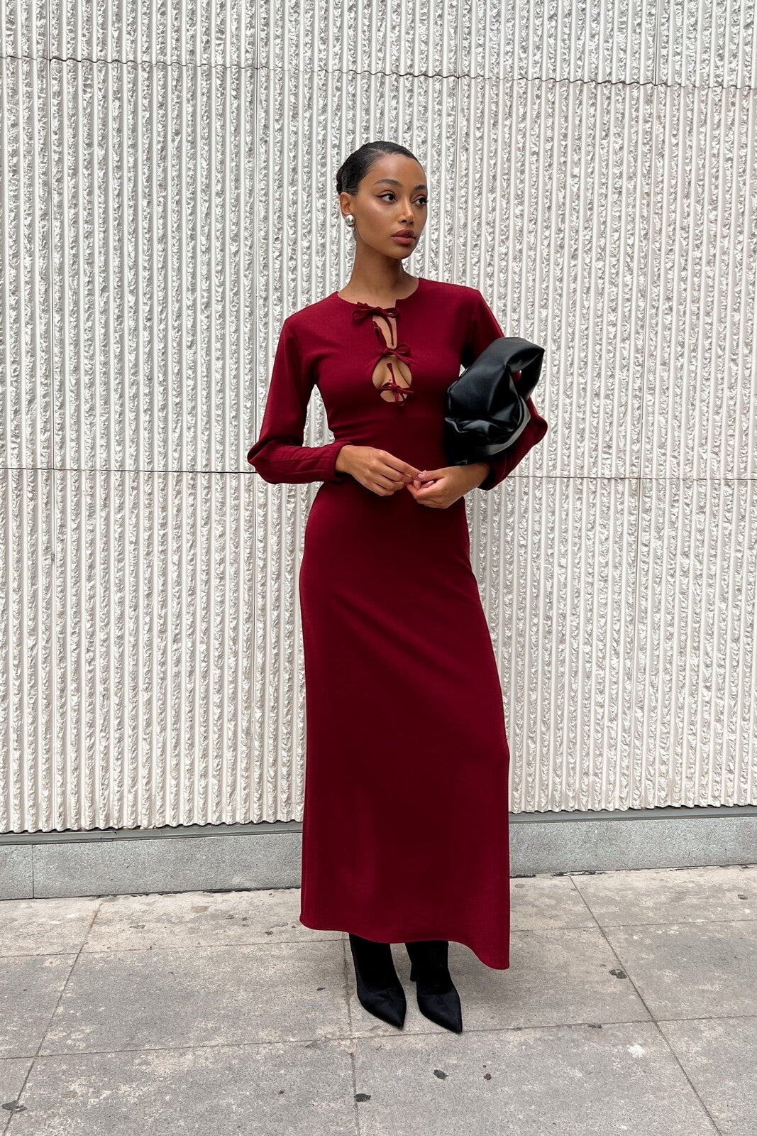 LONG BORDEAUX DRESS WITH BOW NECKLINE