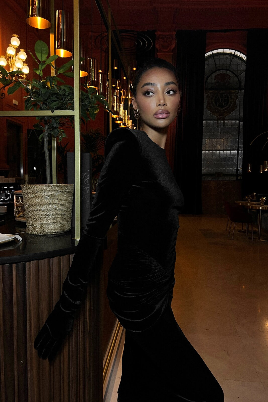 LONG BLACK VELVET DRESS WITH SHOULDER PADS