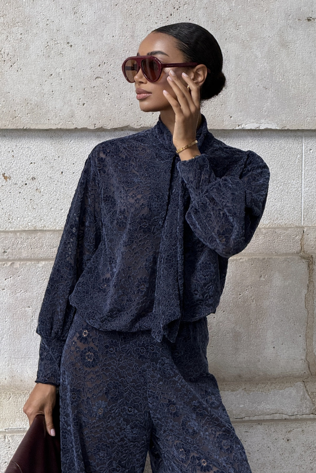 NAVY BLUE LACE BLOUSE WITH BOW