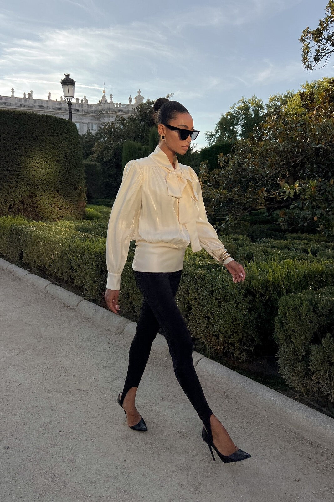 PEARL BLOUSE WITH BOW